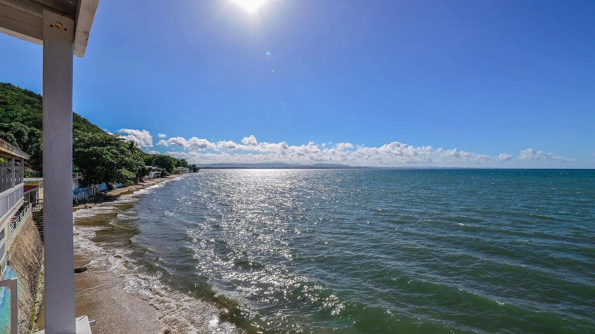 Lemontree Oceanfront Cottages 린콘 2*,